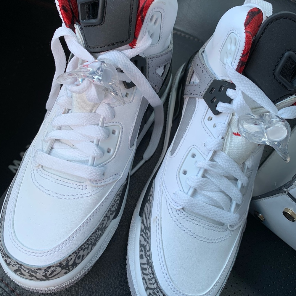 Jordans 4Y